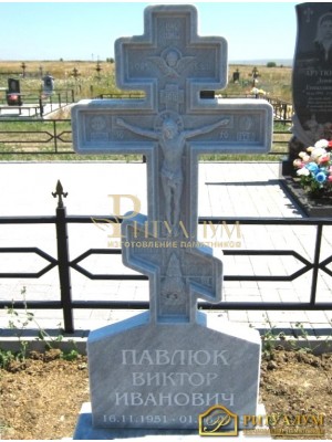 Резной памятник №4 — ritualum.ru