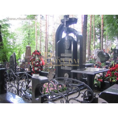 Элитный памятник №293 — ritualum.ru
